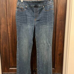 NWT CHICOS Slim Boot Pull On Indigo Jeans - Size 6/0.5